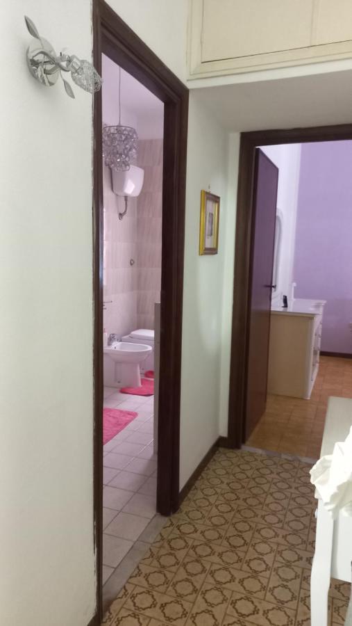 Appartamento Incantevole Al Centro Di 托瓦尼亚 外观 照片