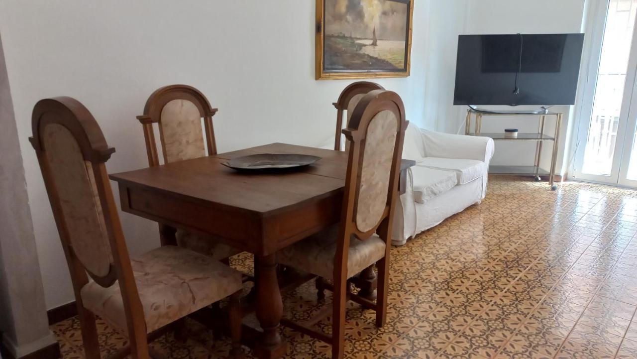 Appartamento Incantevole Al Centro Di 托瓦尼亚 外观 照片