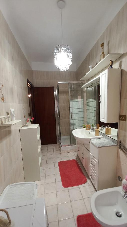 Appartamento Incantevole Al Centro Di 托瓦尼亚 外观 照片