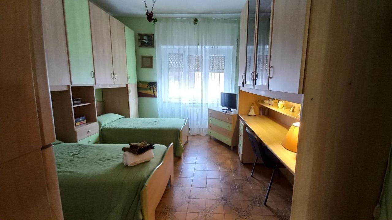 Appartamento Incantevole Al Centro Di 托瓦尼亚 外观 照片